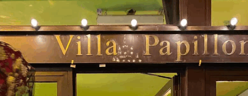 devanture du restaurant villa papillon à paris